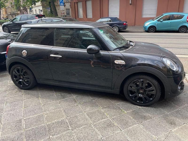 Schwarz Gebraucht 2019 Mini Cooper S Kleinwagen | 19.900 € (Fairer Preis) - Bild 1/4