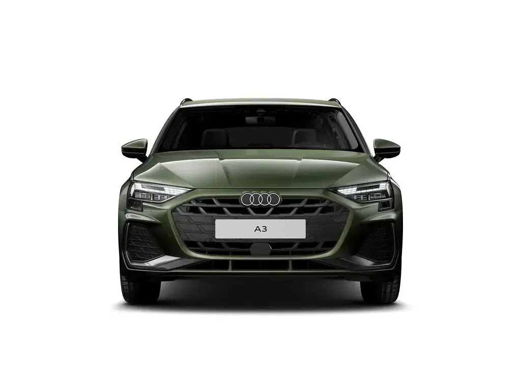 Usado Audi A3 S-Line 204 HP (150 kW) 2025 Verde Sedan