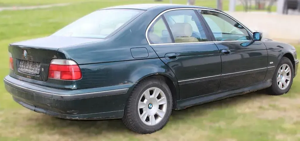 Gebraucht BMW 523 170 PS (125 kW) 2000 Grün Limousine