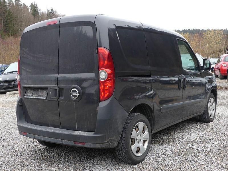 Gebraucht Opel Combo 105 PS (77 kW) 2012 Schwarz Van / Kleinbus