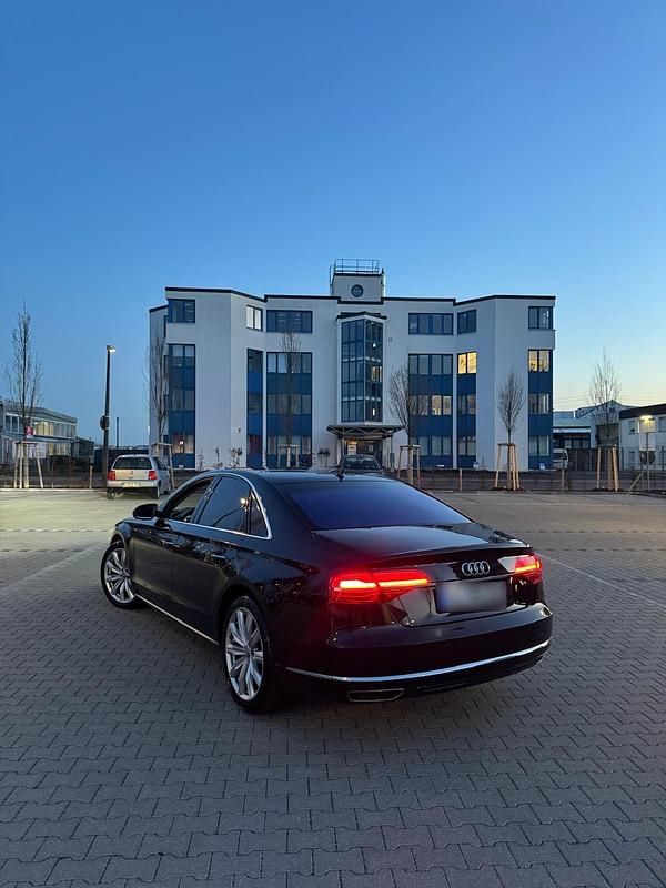 Gebraucht Audi A8 389 PS (286 kW) 2016 Braun Limousine