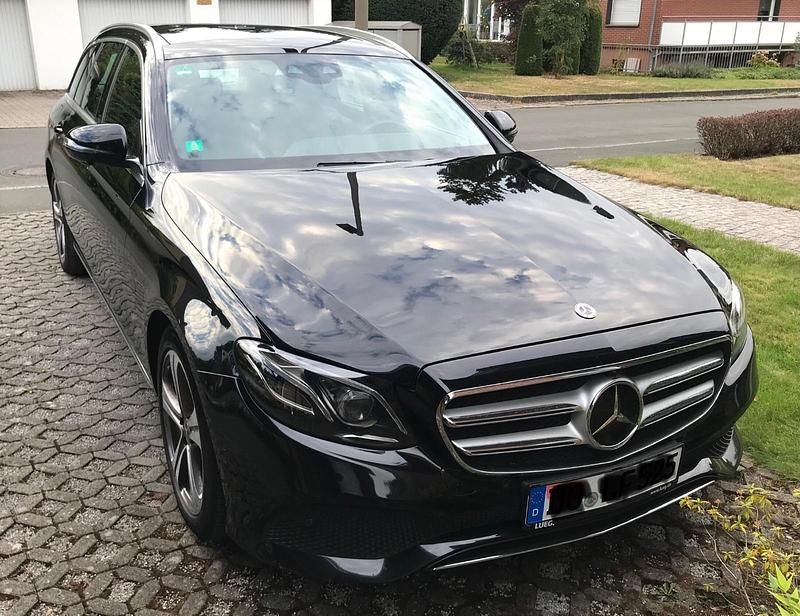 Gebraucht Mercedes E450 367 PS (269 kW) 2018 Schwarz Kombi