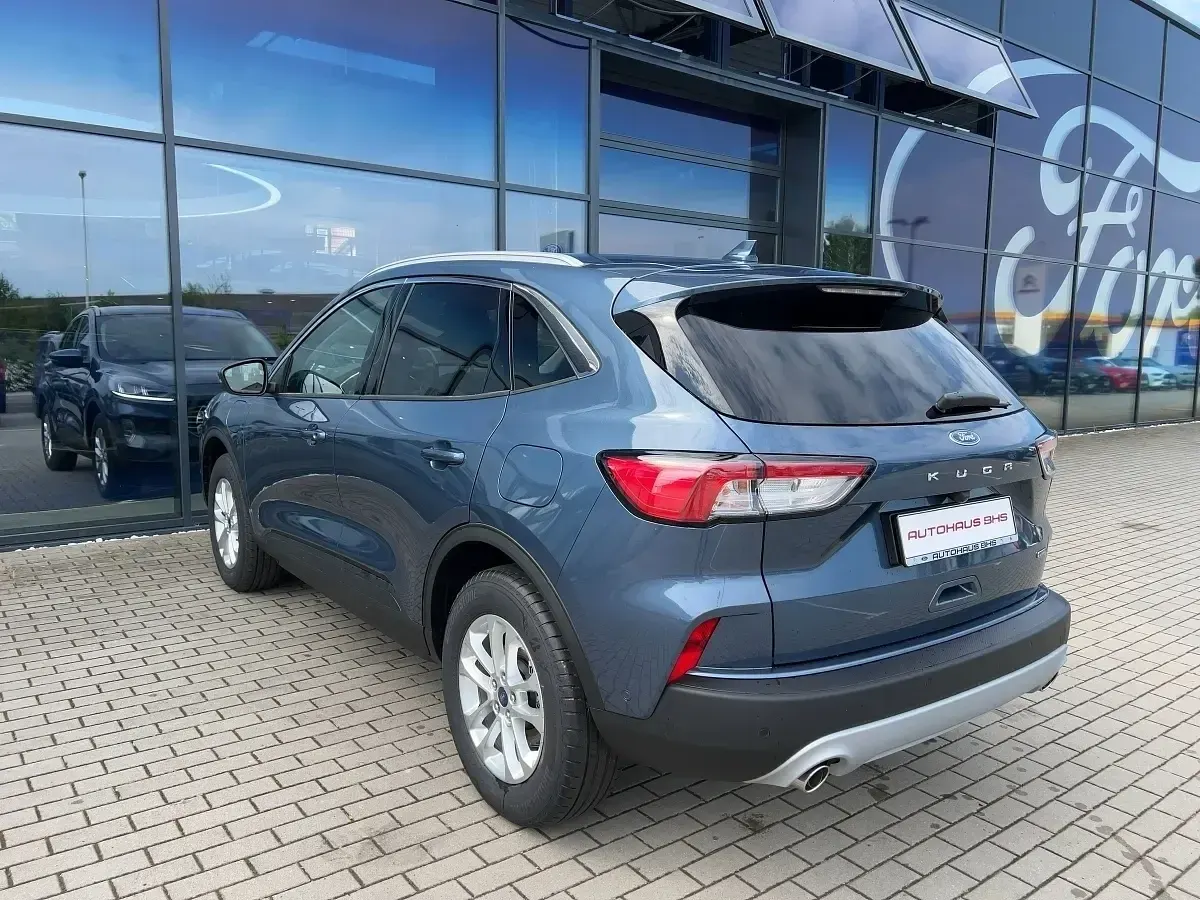 Gebraucht Ford Kuga Titanium 152 PS (111 kW) 2024 Chromablau (blau) SUV