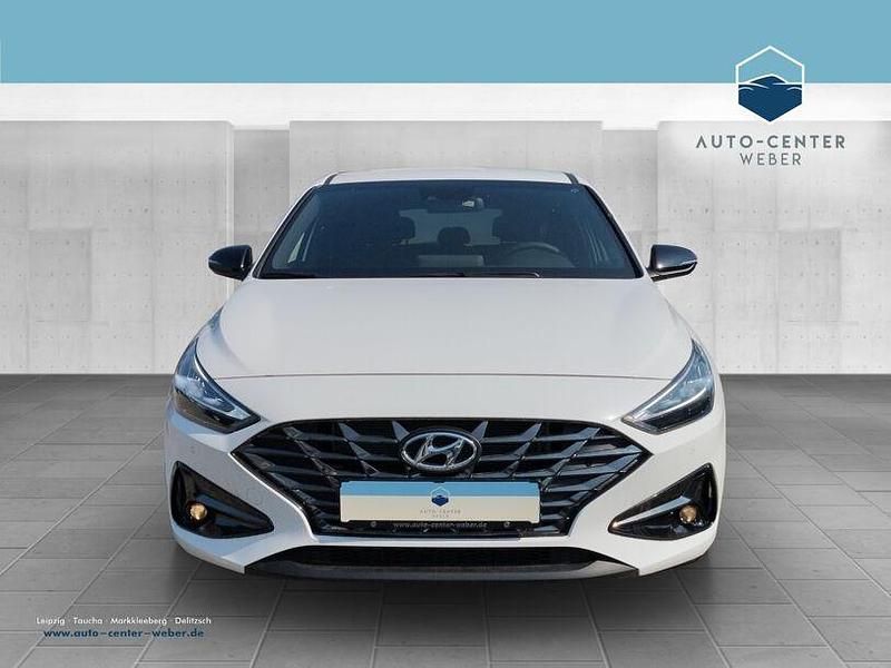 Gebraucht Hyundai i30 Advantage 160 PS (117 kW) 2024 Serenity white Limousine