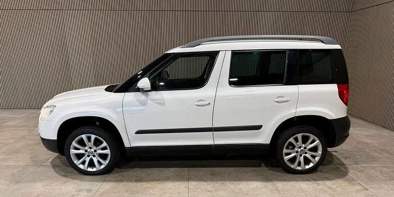 Używany Skoda Yeti 105 KM (77 kW) 2012 Biały SUV