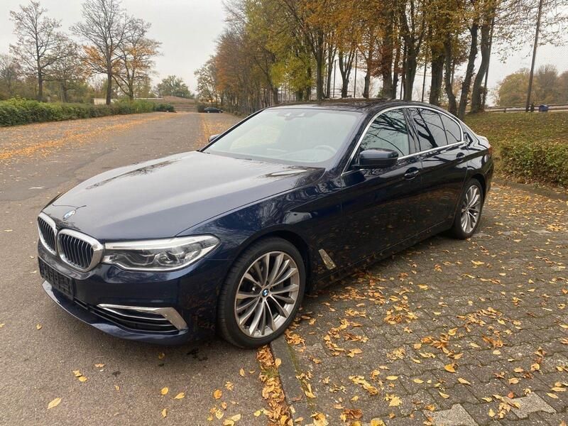 Gebraucht BMW 540 Luxury Line 320 PS (235 kW) 2019 Blau Limousine