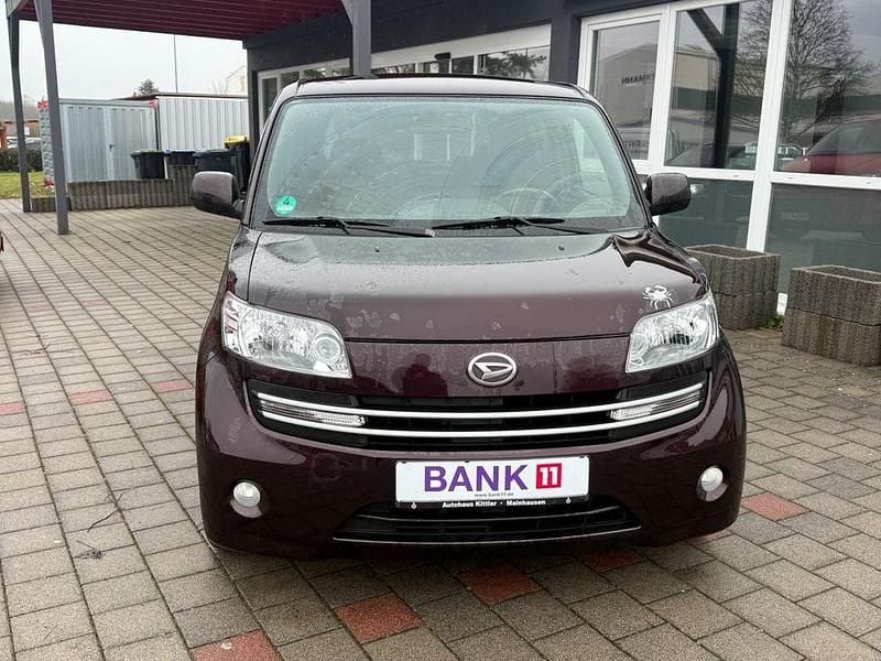 Gebraucht Daihatsu Materia 103 PS (75 kW) 2008 Rot Van / Kleinbus