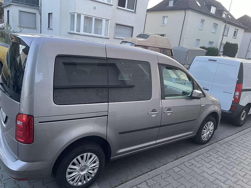 Gebraucht VW Caddy Trendline 102 PS (75 kW) 2020 Van / Kleinbus