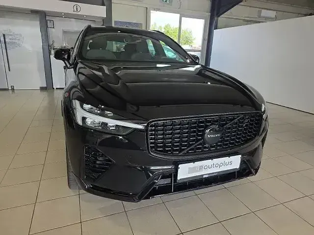 Gebraucht Volvo XC60 Plus 398 PS (292 kW) 2024 Onyx black SUV
