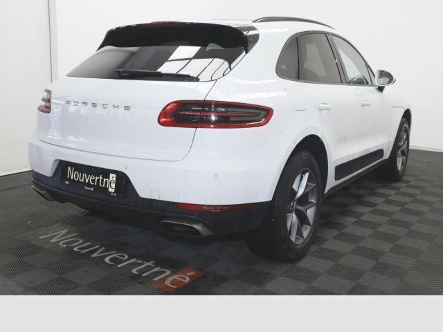 Gebraucht Porsche Macan 252 PS (185 kW) 2017 White, solid SUV