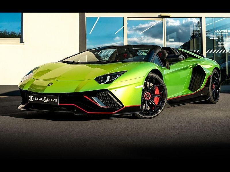 Grün Gebraucht 2023 Lamborghini Aventador Cabrio | 689.999 € - Bild 1/4