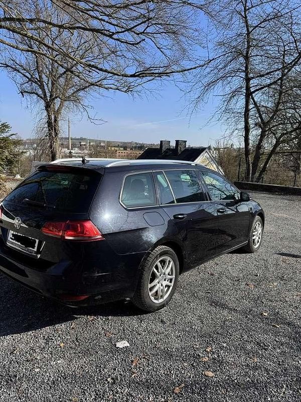 Gebraucht VW Golf VII LOUNGE 110 PS (80 kW) 2015 Schwarz Kombi