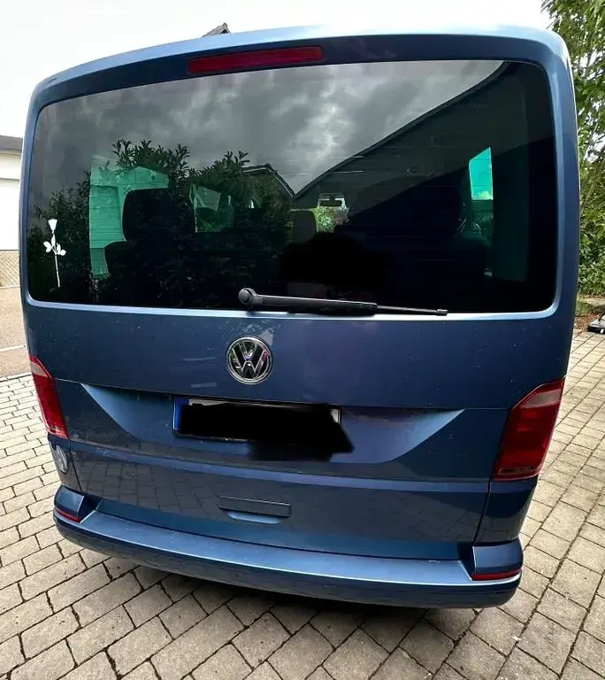 Gebraucht VW Multivan 150 PS (110 kW) 2016 Blau Van / Kleinbus