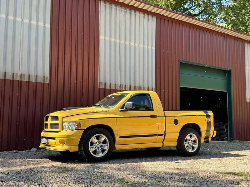 Gelb Gebraucht 2005 Dodge Ram Abholung | 26.500 € - Bild 1/4