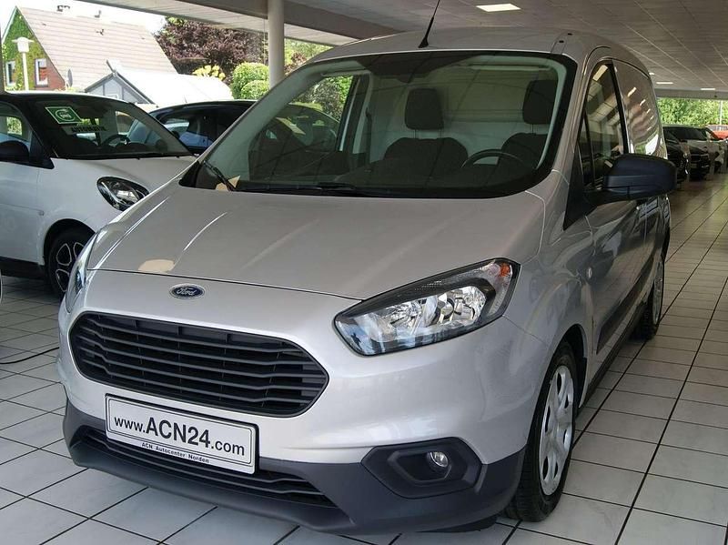 Gebraucht Ford Transit Trend 101 PS (74 kW) 2019 Polarsilber metallic Van / Kleinbus