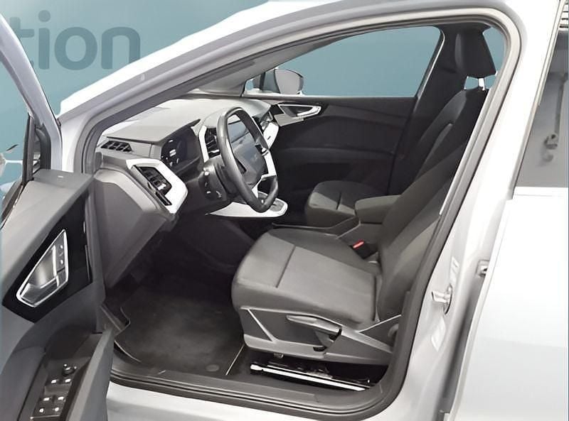 Second-hand Audi Q4 Sportback e-tron 125 kW (170 CP) 2023 Gri SUV