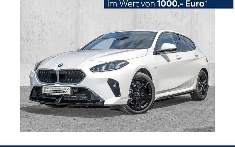 Weiß Gebraucht 2024 BMW 120 Shadowline Kleinwagen | 34.800 € (Superpreis) - Bild 1/4