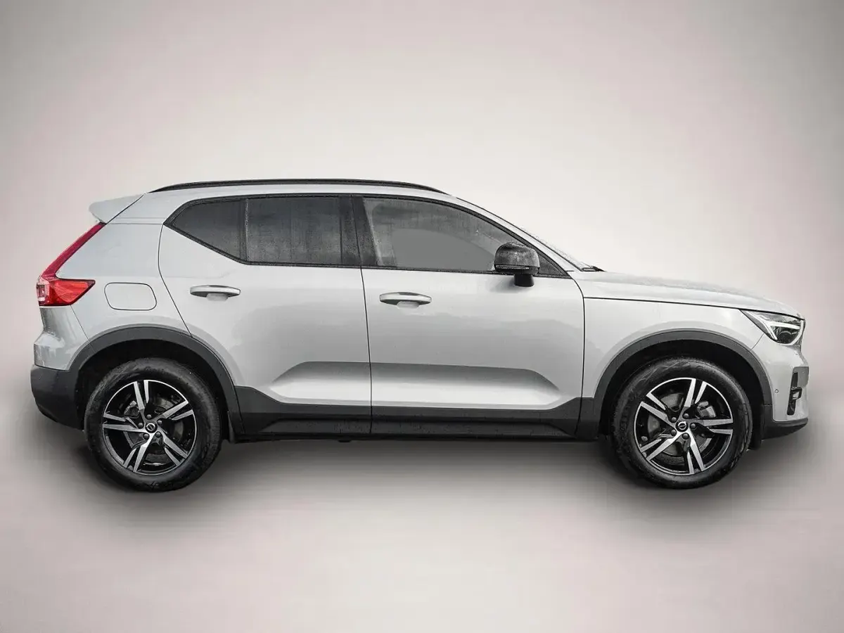 Gebraucht Volvo XC40 Plus 163 PS (119 kW) 2023 Manufacturer SUV