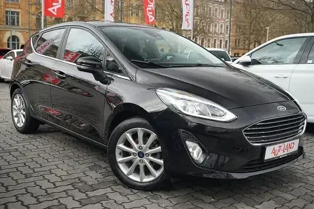 Gebraucht Ford Fiesta Titanium 95 PS (69 kW) 2020 Agate black metallic Kleinwagen