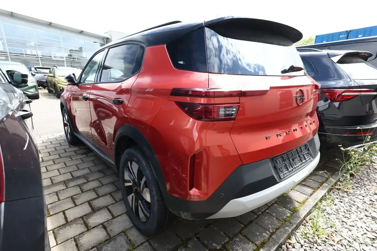 Neu Opel Frontera S 145 PS (106 kW) 2025 Kanyon orange metallic / dach sc SUV