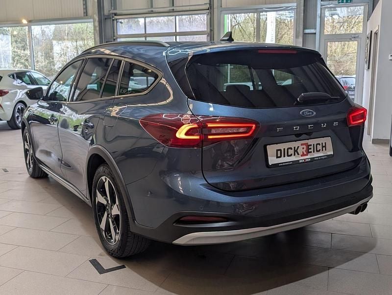 Gebraucht Ford Focus Active 155 PS (114 kW) 2024 Blau Kombi