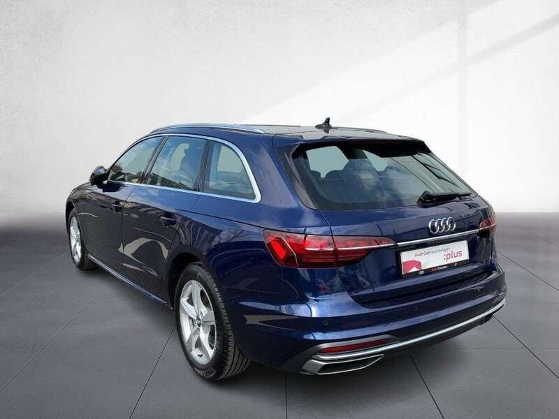 Gebraucht Audi A4 Advanced 190 PS (139 kW) 2020 Blau Kombi