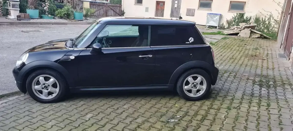 Usata Mini ONE 95 CV (69 kW) 2009 Nero Utilitaria