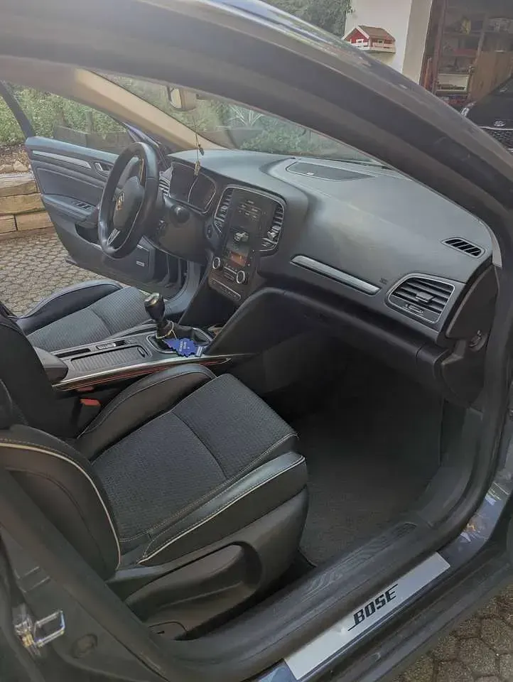 Gebraucht Renault Mégane IV Bose Edition 131 PS (96 kW) 2017 Limousine