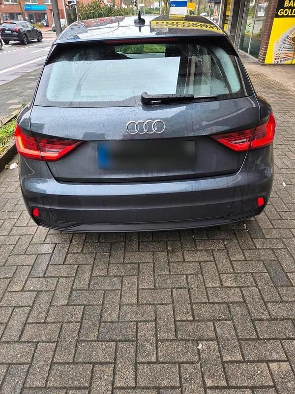 Gebraucht Audi A1 110 PS (80 kW) 2023 Grau SUV