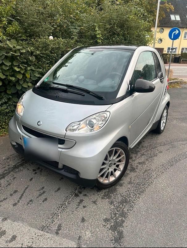 Silber Gebraucht 2010 Smart ForTwo Coupé Passion Coupé | 4.599 € - Bild 1/4