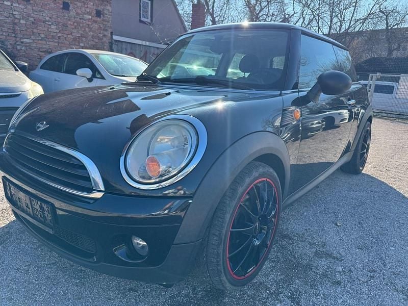 Usado Mini ONE 95 CV (69 kW) 2009 Negro Utilitario
