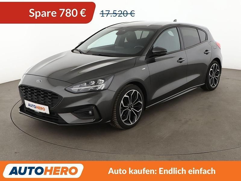 Grau Gebraucht 2019 Ford Focus ST-Line Limousine | 16.740 € (Fairer Preis) - Bild 1/3