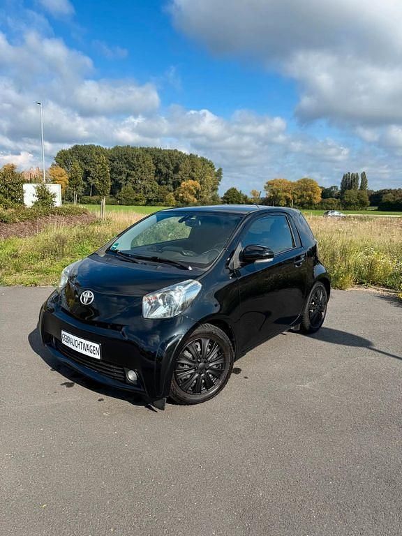 Schwarz Gebraucht 2009 Toyota iQ Kleinwagen | 4.799 € (Guter Preis) - Bild 1/4