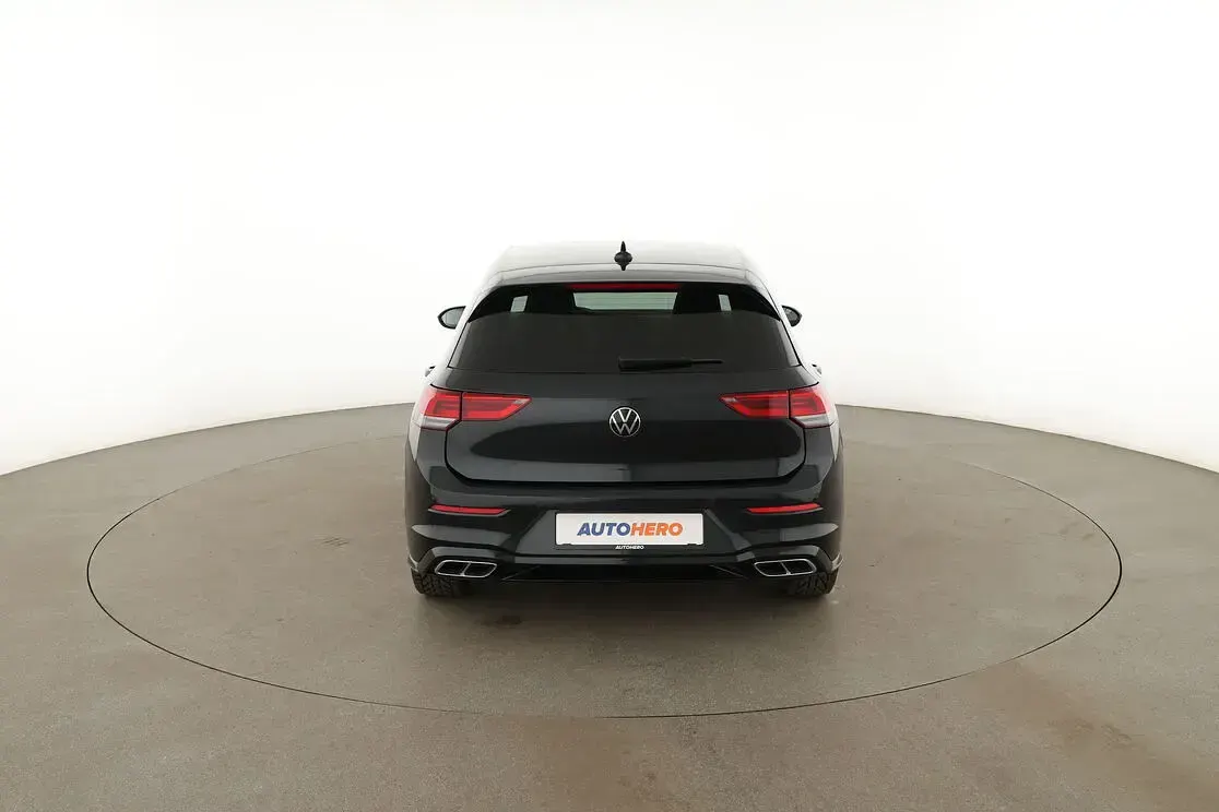 Gebraucht VW Golf VIII R-line 190 PS (139 kW) 2022 Schwarz Limousine