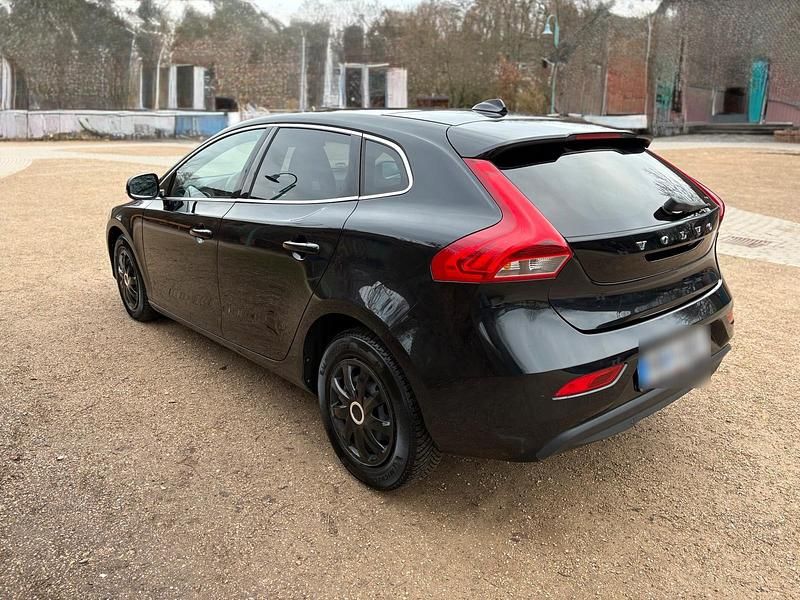 Gebraucht Volvo V40 Ocean Race 114 PS (83 kW) 2015 Schwarz Kombi