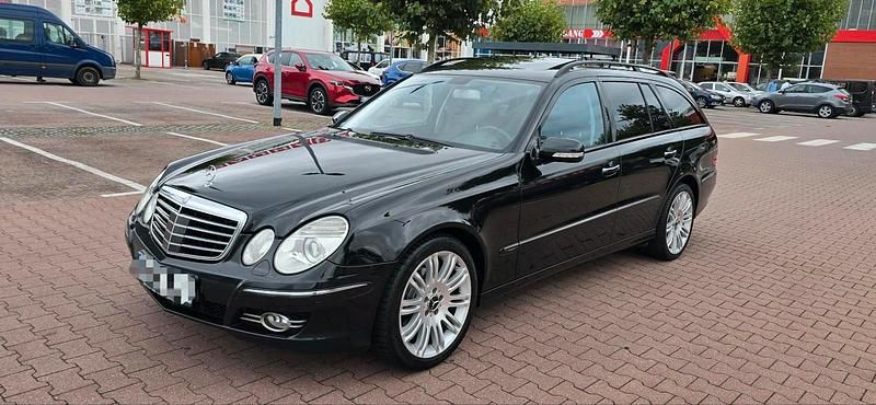 Schwarz Gebraucht 2009 Mercedes E280 Kombi | 6.700 € (Fairer Preis) - Bild 1/4