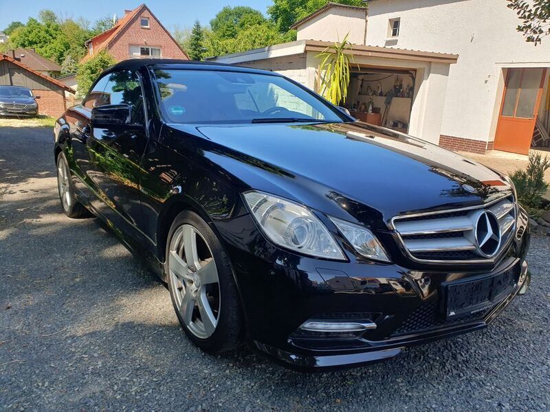 Gebraucht Mercedes E250 Elegance 204 PS (150 kW) 2012 Obsadin Cabrio