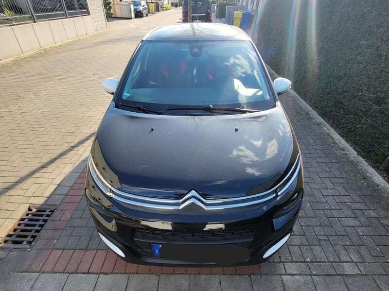 Schwarz Gebraucht 2018 Citroën C3 PureTech Kleinwagen | 7.700 € (Fairer Preis) - Bild 1/4