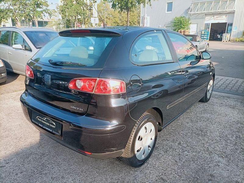 Gebraucht Seat Ibiza 75 PS (55 kW) 2003 Schwarz Kleinwagen