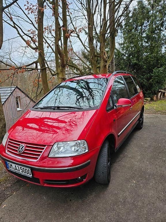Gebraucht VW Sharan United 140 PS (102 kW) 2009 Rot Van / Kleinbus