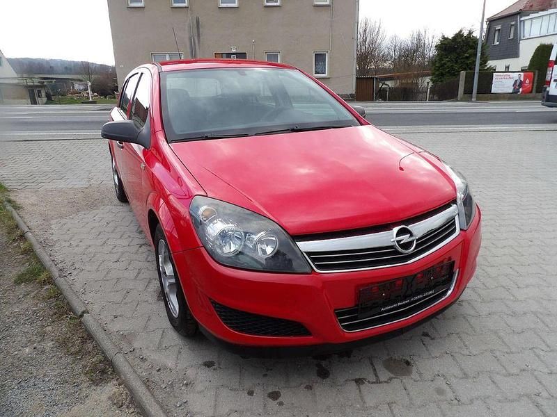 Gebraucht Opel Astra 90 PS (66 kW) 2009 Rot Limousine