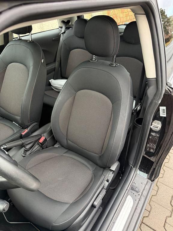 Second-hand Mini Cooper D 116 CP (85 kW) 2015 Negru Hatchback