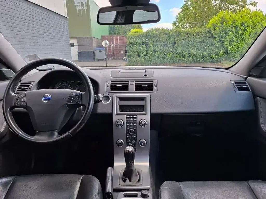 Używany Volvo V50 109 KM (80 kW) 2009 Szary Kombi