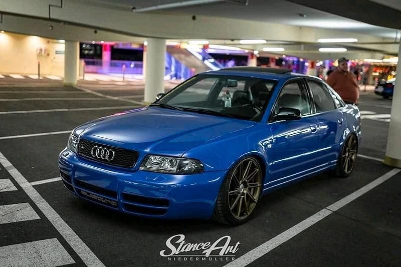 Blau Gebraucht 2000 Audi S4 Limousine | 15.500 € (Superpreis) - Bild 1/4