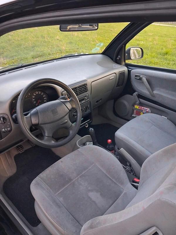 Gebraucht Seat Arosa 50 PS (36 kW) 1999 Schwarz Kleinwagen