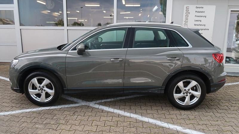 Gebraucht Audi Q3 Advanced 150 PS (110 kW) 2022 Grau SUV