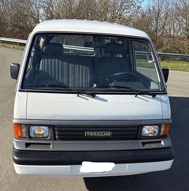 Gebraucht Mazda E Series 86 PS (63 kW) 1989 Weiß Van
