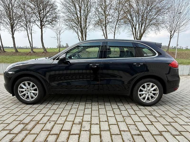 Gebraucht Porsche Cayenne 245 PS (180 kW) 2012 Schwarz SUV