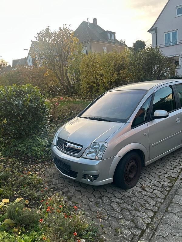 Silber Gebraucht 2007 Opel Meriva Van / Kleinbus | 2.000 € (Guter Preis) - Bild 1/3