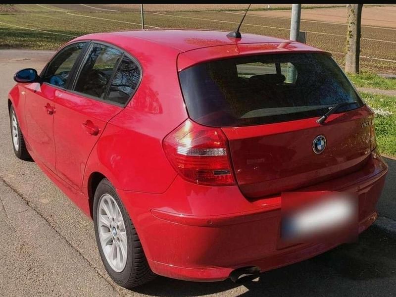 Gebraucht BMW 116 116 PS (85 kW) 2006 Rot Kleinwagen